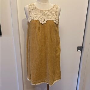 Hayden Los Angeles Tan with Cream Crochet detail